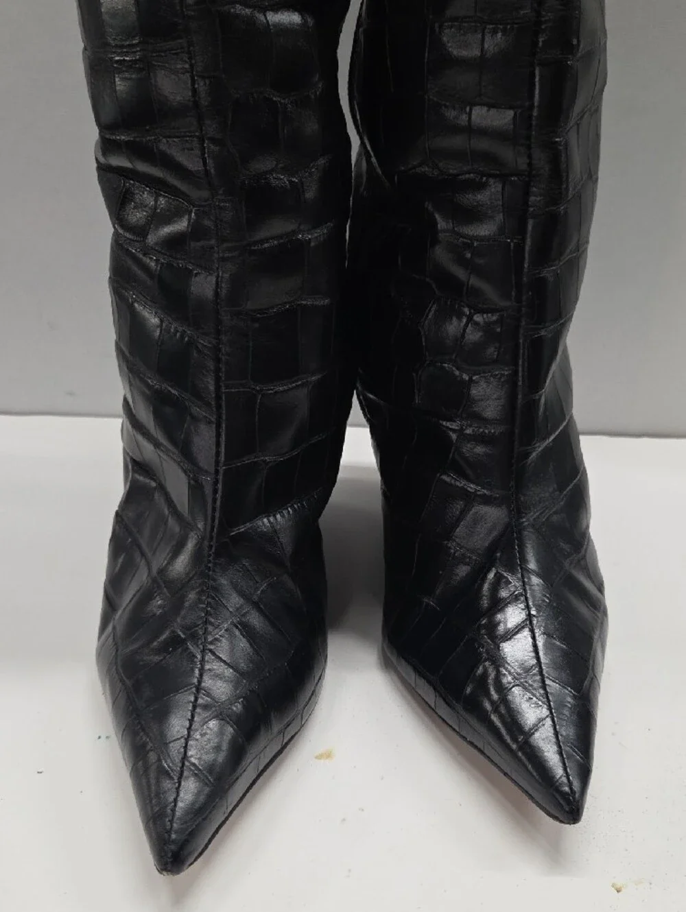 SCHUTZ Black Leather Croc-Embossed Pointed-Toe Knee Boots with Wedge Heel Size 8